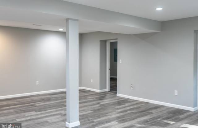 3201 MERRYDALE DRIVE