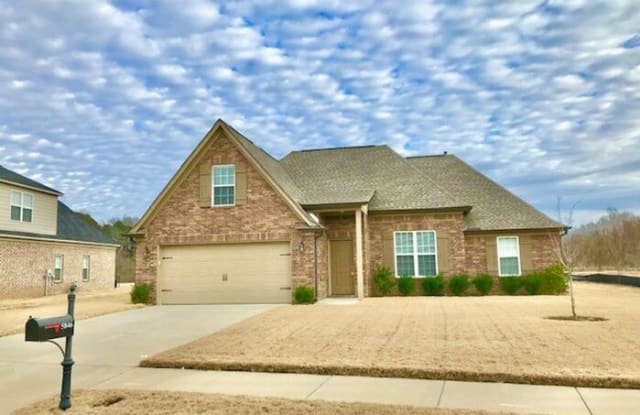 5846 Richard Place Drive - 5846 Richard Place Drive, Horn Lake, MS 38637