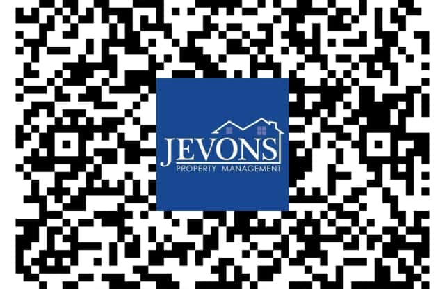 Two-bedroom home with a fully equipped kitchen, conveniently located near West Valley Community Park and just minutes away from outdoor activities