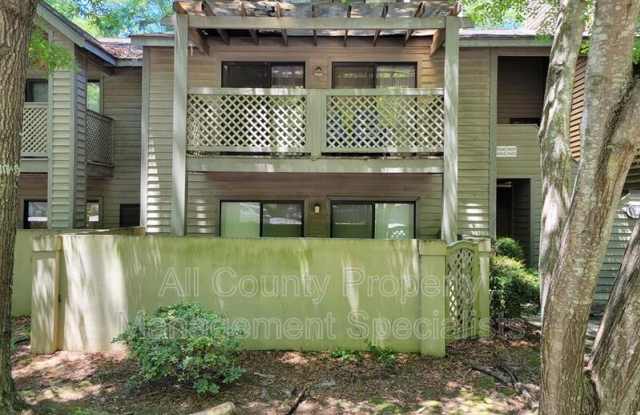 1002 Creekside Way