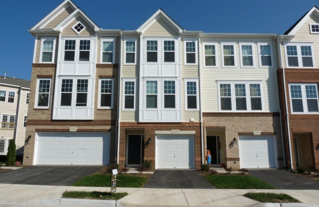 43451 RICKENBACKER SQUARE - 43451 Rickenbacker Square, Ashburn, VA 20147