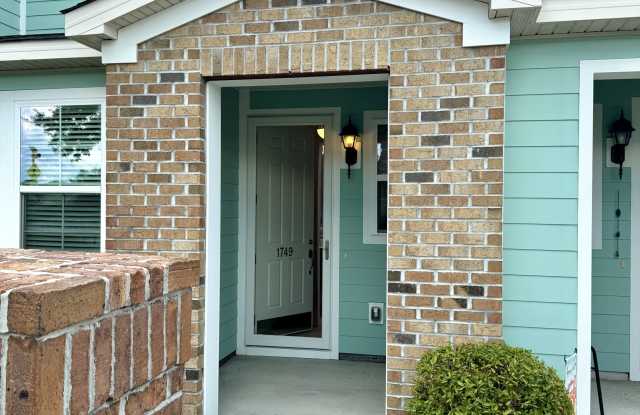 Photo of 1749 Culbertson Avenue - 1