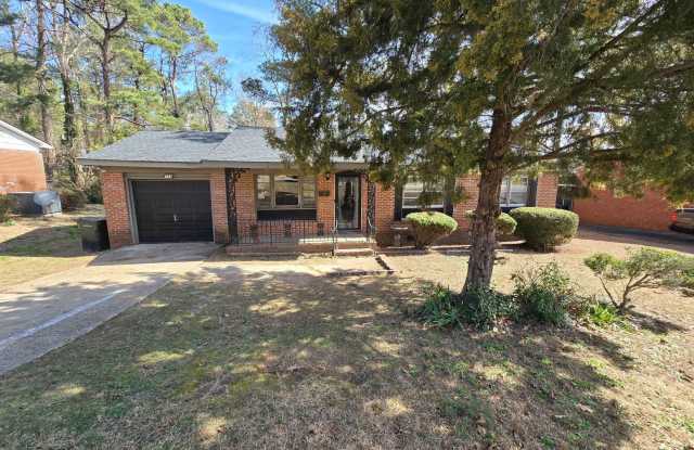 733 Ashburton Drive ~ North Hills