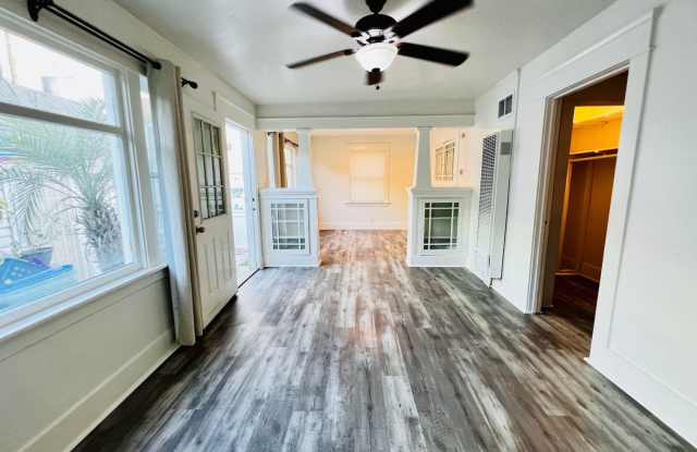 Photo of Charming Vintage Long Beach Bungalow – Walk to the Beach!