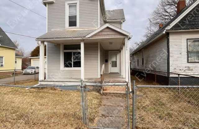 1390 W Woodruff Ave - 1390 West Woodruff Avenue, Toledo, OH 43606