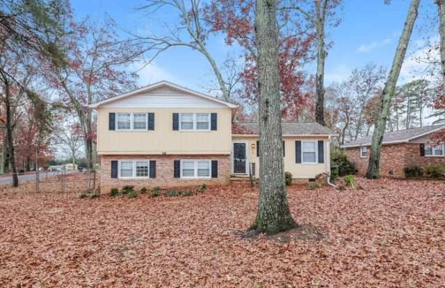 12 Aspenwood Drive