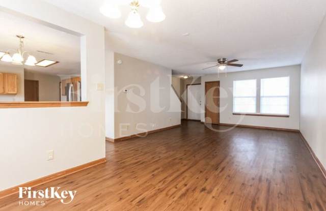 Photo of 301 Sunbeam Lane