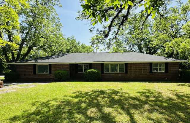 1441 Central Avenue North