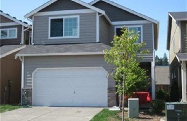 Spacious 4 bedroom, 2.5 bath, in Breckenridge Community