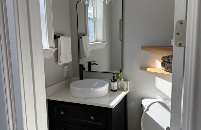 194 Fishburne Street