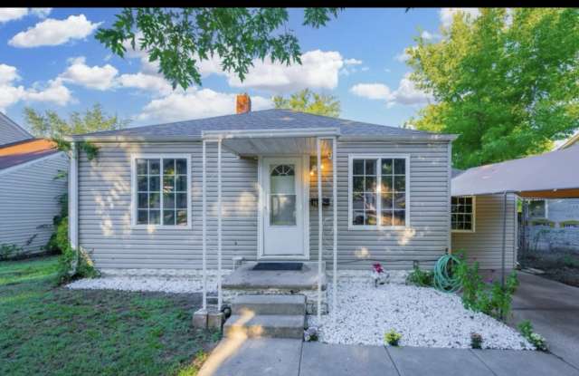 1637 South Pattie Street