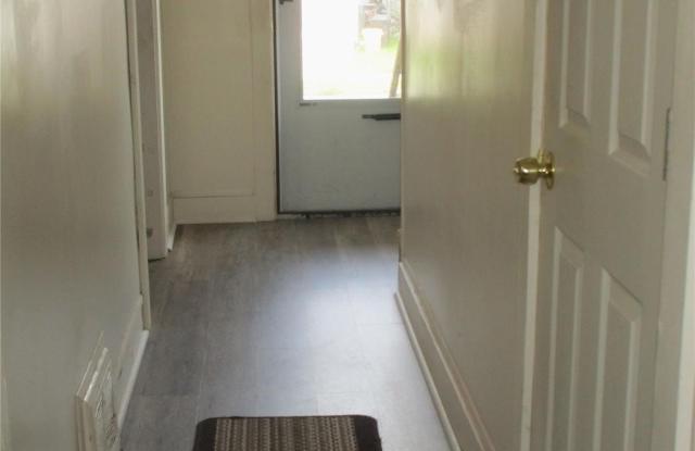 77 Franklin Street unit: 77