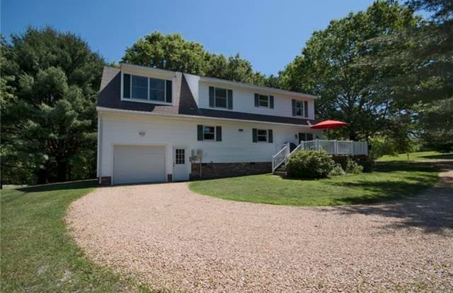 5596 Dogwood Forest Dr - 5596 Dogwood Forest Drive, Gloucester County, VA 23061