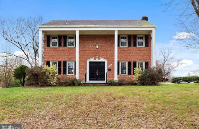 2617 WEST STREET - 2617 West Street, Idylwood, VA 22046