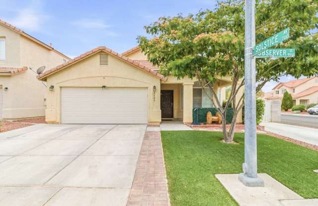 Corner Lot 3 Bed, 2 Bath Retreat with RV Parking, Solar & Backyard Fire Pit Vibes