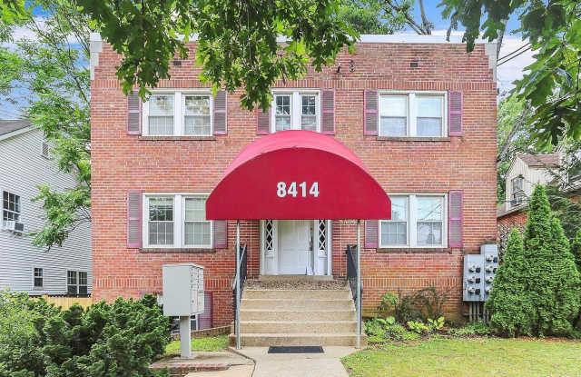 Photo of 8414 FLOWER Avenue unit: 6
