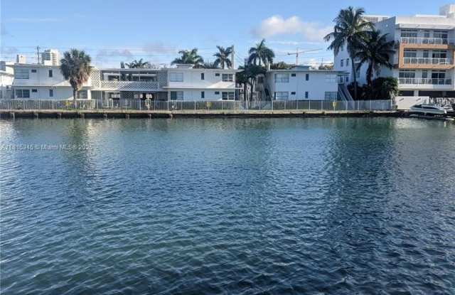 Photo of 7753 Hawthorne Ave