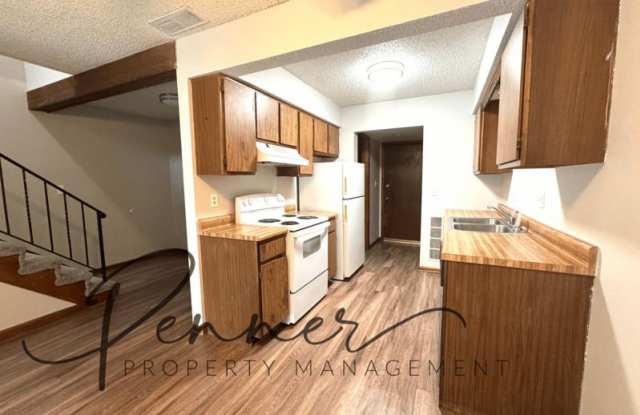 18905 E LEXINGTON RD