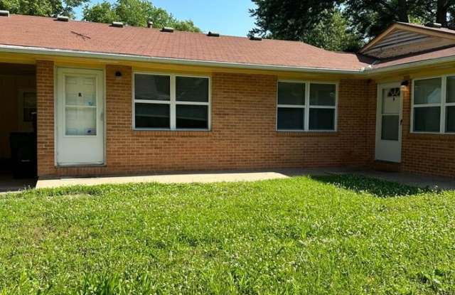 125 South Crysler Avenue