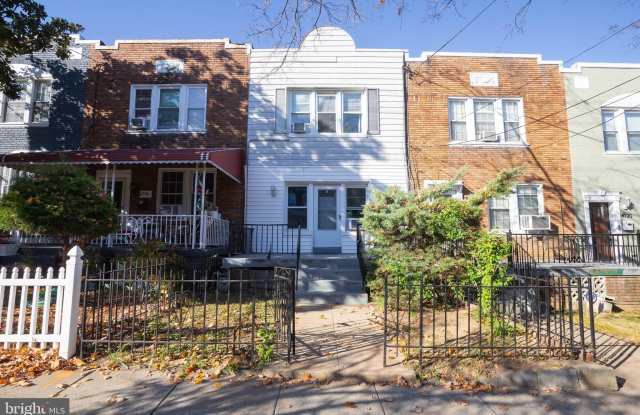 Photo of 4916 7TH Street NW