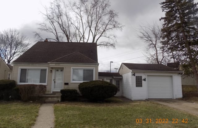 3531 Ravena Ave - 3531 Ravena Avenue, Royal Oak, MI 48073