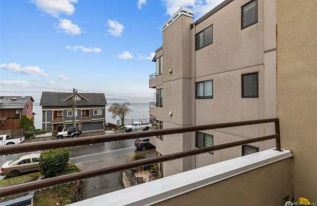 Photo of 2Bd/1.75Ba Seattle Condo