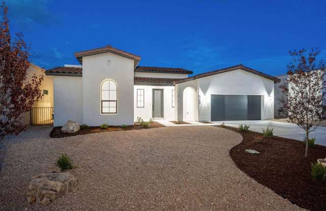 Photo of New in Picacho Hills