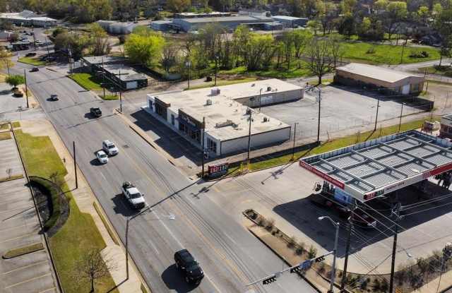 415 S Beckham Avenue