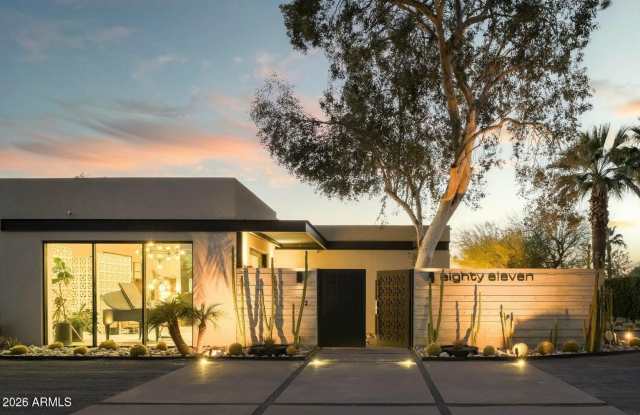 Photo of 8011 E Larkspur Drive