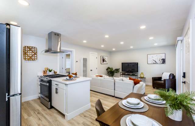 Meadowbrook Apartments