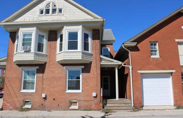 15 W. Park Ave, Hanover, PA 17331