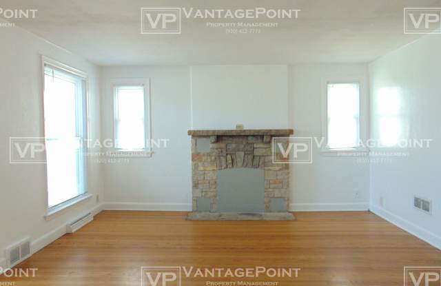 1827 West Wisconsin Avenue