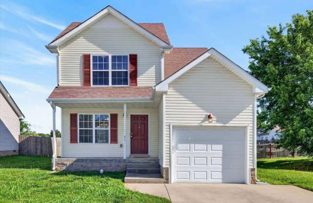 Pet Friendly Three Bedroom!