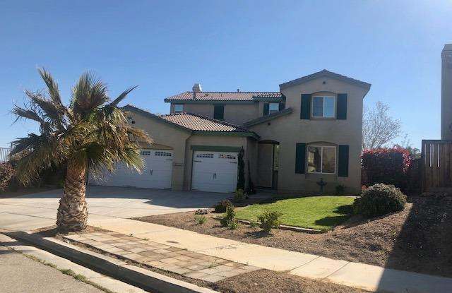 9063 Guadalupe Avenue - 9063 Guadalupe Avenue, Hesperia, CA 92344