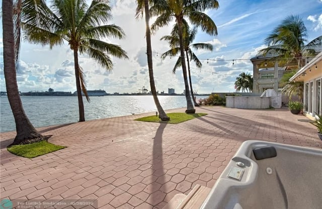 2420 SE 21 street - 2420 Inlet Dr, Fort Lauderdale, FL 33316