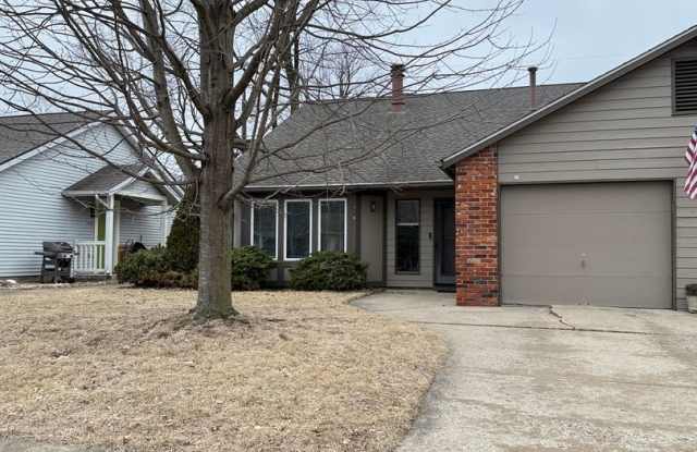 2 STORY...2 Bedroom 2 Bath Condo