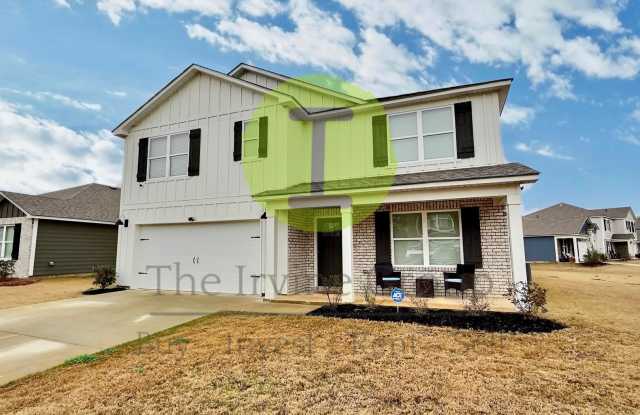 Photo of Stunning 5 Bed, 3 Bath Home Built in 2023. Close to Maxwell!