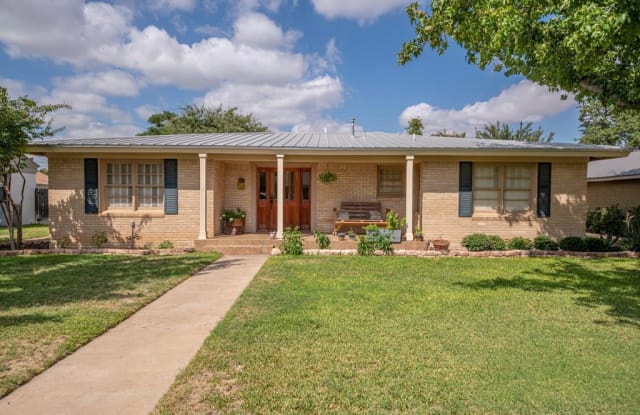 1700 Harvard Ave - 1700 Harvard Avenue, Midland, TX 79701