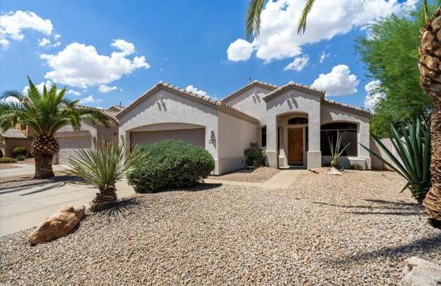 8158 E RITA Drive
