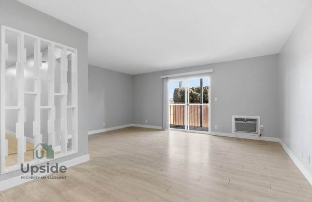 6603 North Standard Street - 6605
