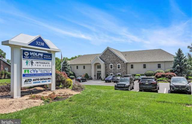 3238 W GERMANTOWN Pike