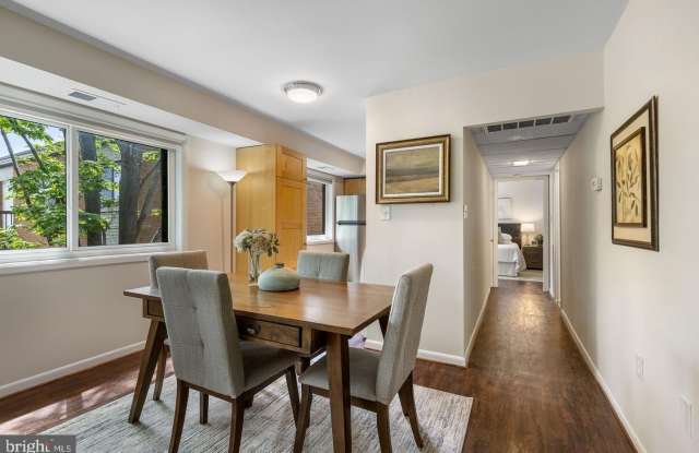 Photo of 3330 S 28TH Street unit: 401