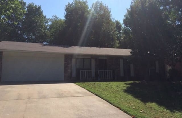 3508 Sandpiper  DR - 3508 North Sandpiper Drive, Fayetteville, AR 72704