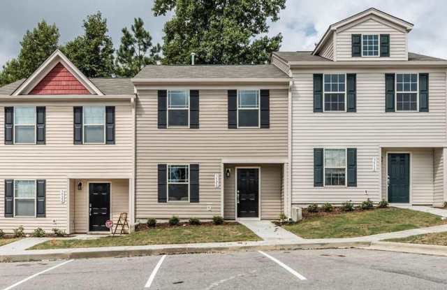 Room in 3 Bedroom Townhome at Aldie Ct photos photos