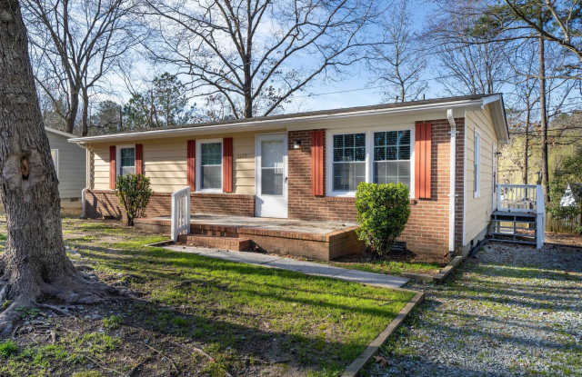 Available June 12, 2024! 3 Bedroom 1 Bathroom Home in Durham! - 2627 Glenbrook Drive, Durham, NC 27704