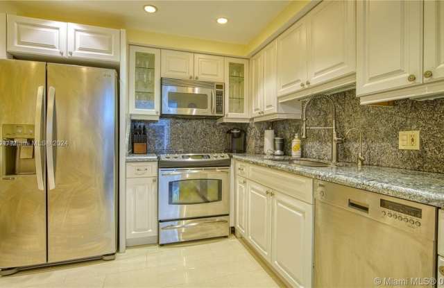 3500 Galt Ocean Dr