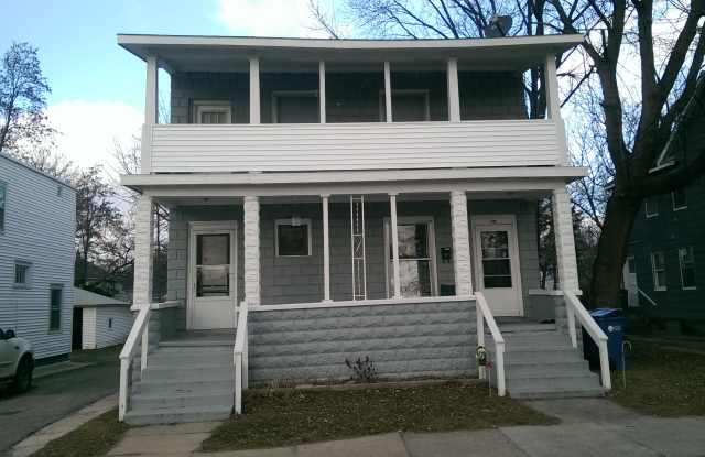 941 Jackson St. N.W.