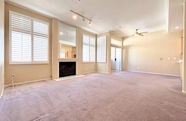 129 N Hillcrest Blvd