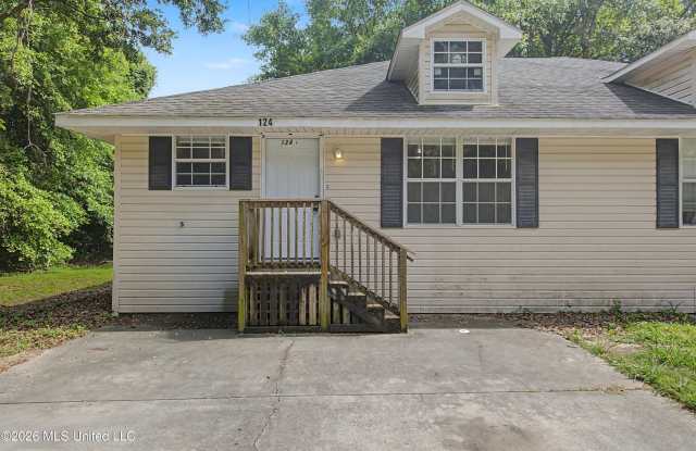 124 30th 1/2 Street lot: B