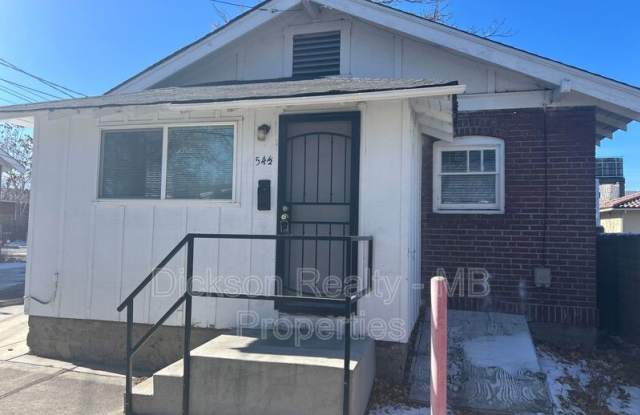 54 1/2 S. Wells Avenue